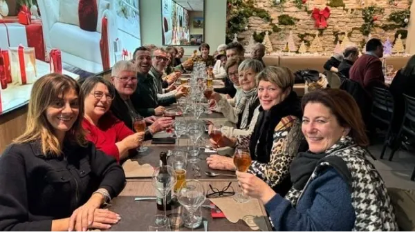 Photographie des Kiwaniens avec Loïc Ballet